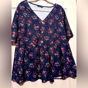 Bloomchic NWOT Blue floral top 2X